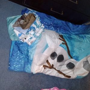 Twin Frozen/Olaf bedding